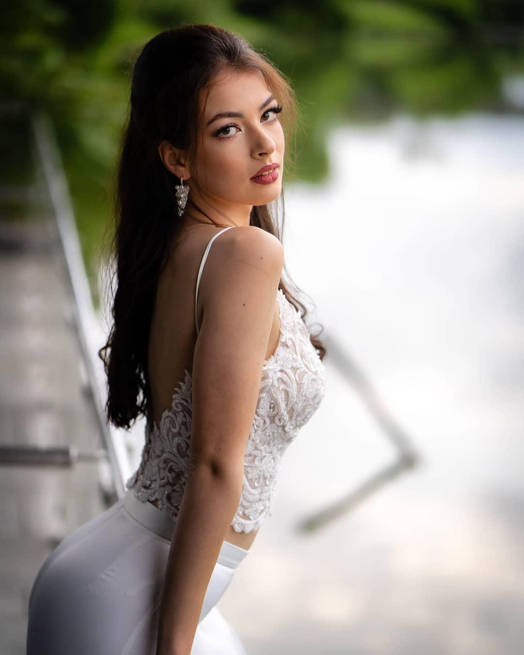 Cô được đánh giá là một thí sinh đáng chú ý tại cuộc thi Hoa hậu Hoàn vũ sắp tới.