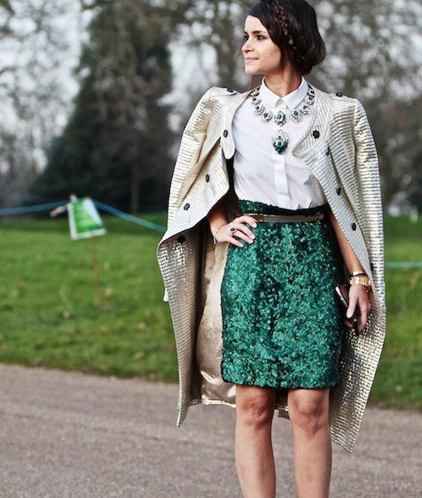 Biến tấu trang phục với những tông màu Giáng sinh rạng rỡ ảnh 9