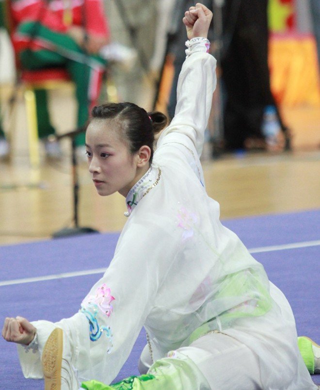 Minh Huyền thi đấu không thành công sáng 7/12, chỉ giành được 9,46 điểm ở nội dung thái cực quyền. Ở nội dung thái cực kiếm ngày 8/12, cô giành được 9,66 điểm