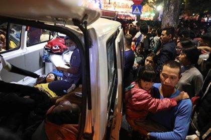 Pháo hoa rực sáng đón năm mới 2020 ảnh 5