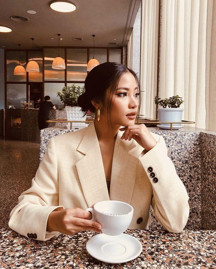 Tôi tôn trọng và ngưỡng mộ khả năng làm giàu của những người thành công.