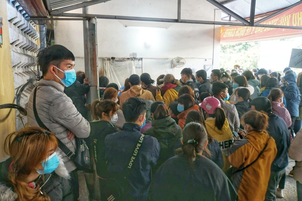 Tuy nhiên, những công nhân này đều ra về với vẻ mặt thất vọng, lo lắng.