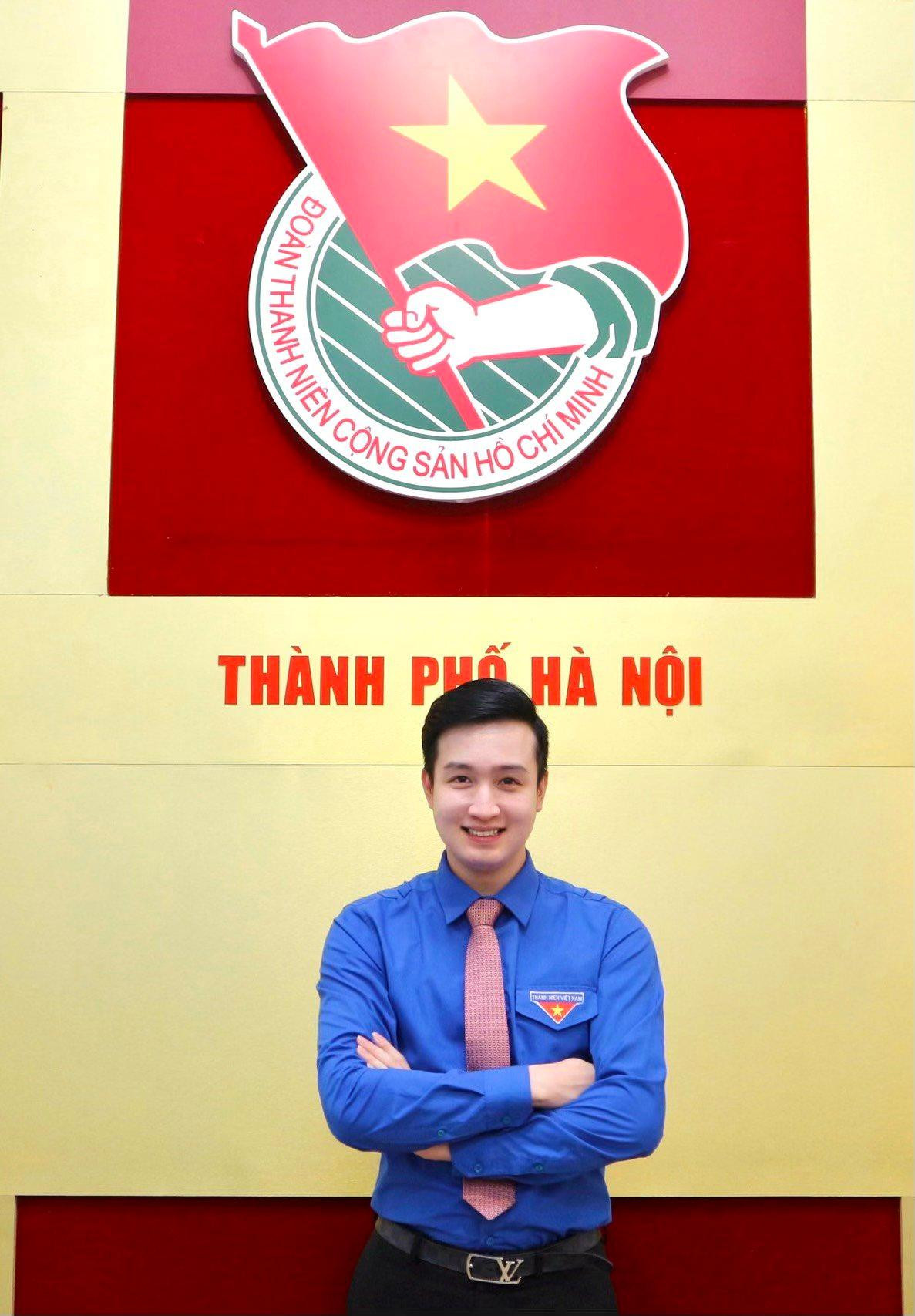 Anh Đào Đức Việt (SN 1991), Cử nhân quản lý các sự kiện và truyền thông