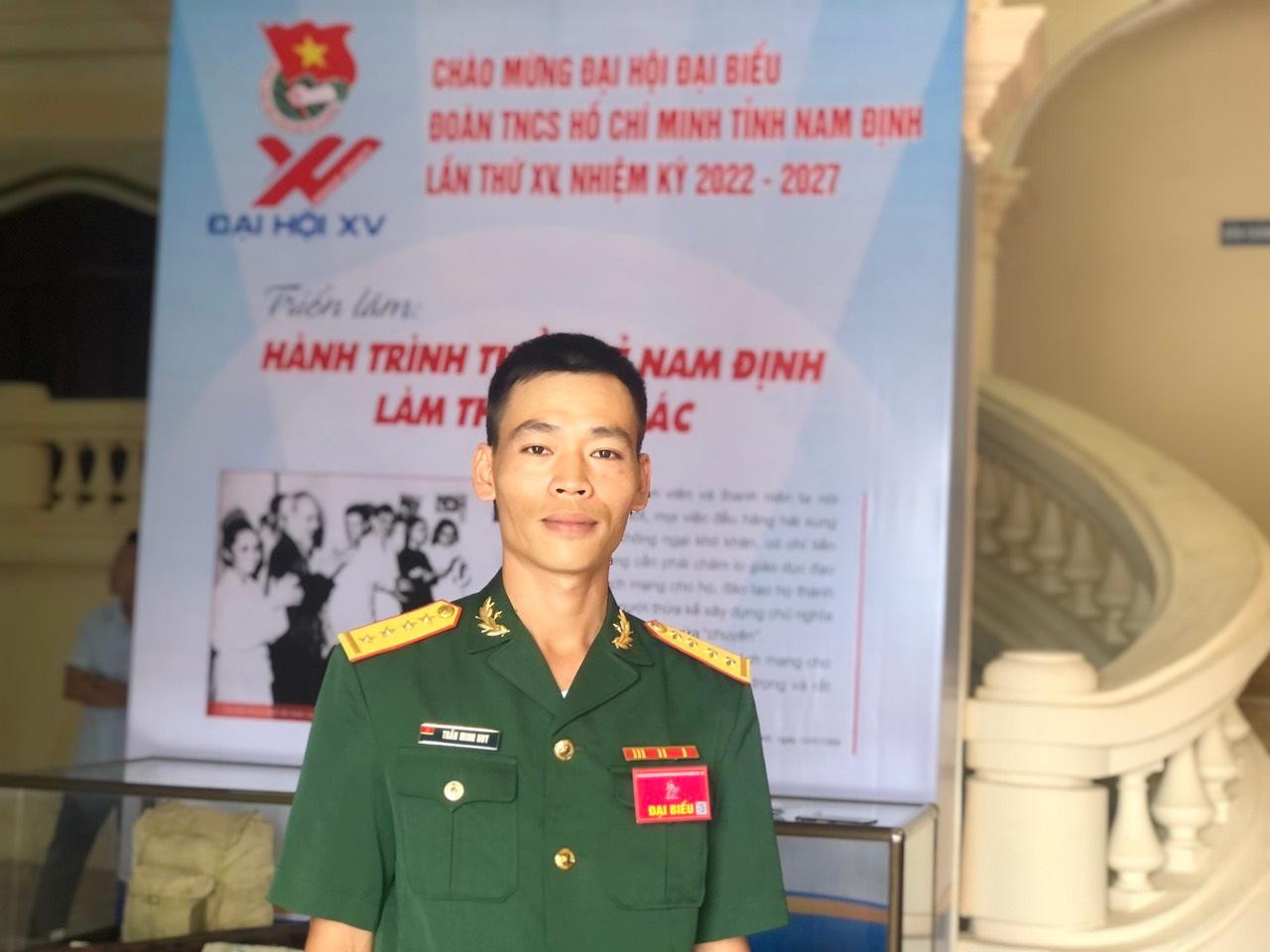 Đại úy Trần Minh Huy, Trợ lý thanh niên, Bộ chỉ huy Quân sự tỉnh Nam Định giới thiệu về mô hình “Lời Bác dạy ngày này năm xưa”