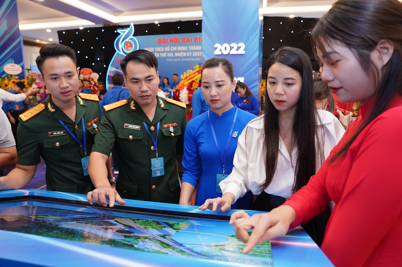 Không gian sáng tạo Hanoi Future Capital được thực hiện với sự đồng hành của các chuyên gia, doanh nghiệp, nhà tài trợ về công nghệ, thiết kế hàng đầu trong nước và khu vực. Không gian sáng tạo Hanoi Future Capital được thực hiện với sự đồng hành của các chuyên gia, doanh nghiệp, nhà tài trợ về công nghệ, thiết kế hàng đầu trong nước và khu vực.