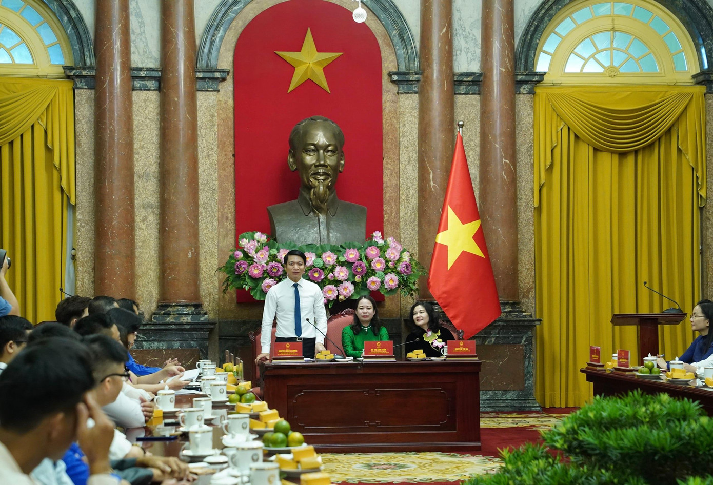 Anh Nguyễn Ngọc Lương, Bí thư thường trực T.Ư Đoàn, Chủ tịch T.Ư Hội LHTN Việt Nam phát biểu tại buổi gặp mặt Anh Nguyễn Ngọc Lương, Bí thư thường trực T.Ư Đoàn, Chủ tịch T.Ư Hội LHTN Việt Nam phát biểu tại buổi gặp mặt