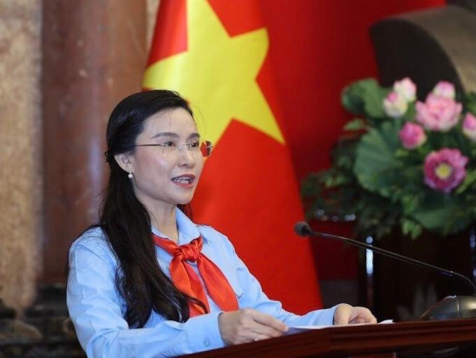 Chị Nguyễn Phạm Duy Trang, Bí thư T.Ư Đoàn, Chủ tịch Hội đồng Đội T.Ư báo cáo công tác tổ chức Liên hoan Thiếu nhi tiêu biểu các dân tộc toàn quốc lần IV, năm 2022. Ảnh: Như Ý Chị Nguyễn Phạm Duy Trang, Bí thư T.Ư Đoàn, Chủ tịch Hội đồng Đội T.Ư báo cáo công tác tổ chức Liên hoan Thiếu nhi tiêu biểu các dân tộc toàn quốc lần IV, năm 2022. Ảnh: Như Ý