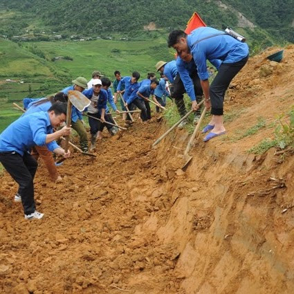 Khai hoang ruộng bậc thang Khai hoang ruộng bậc thang