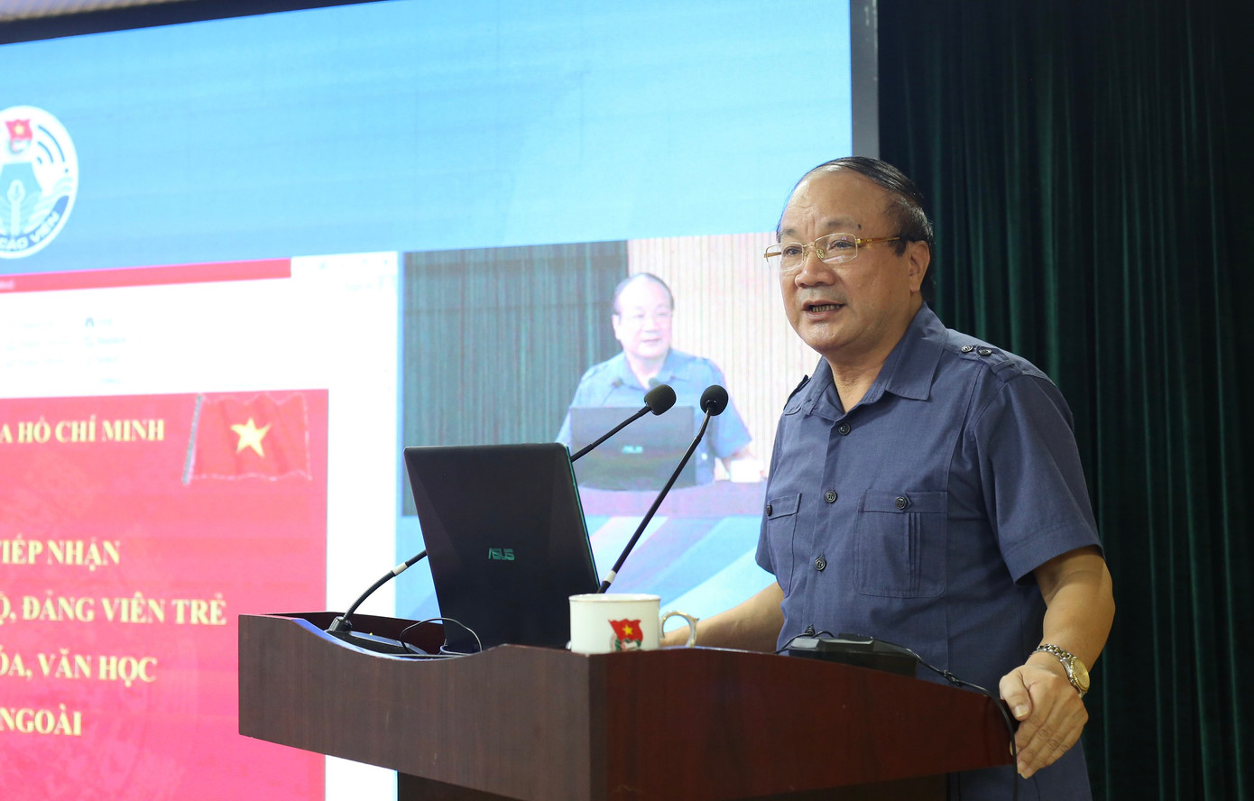 PGS.TS. Nguyễn Toàn Thắng trao đổi tại hội nghị. Ảnh: Bảo Anh PGS.TS. Nguyễn Toàn Thắng trao đổi tại hội nghị. Ảnh: Bảo Anh