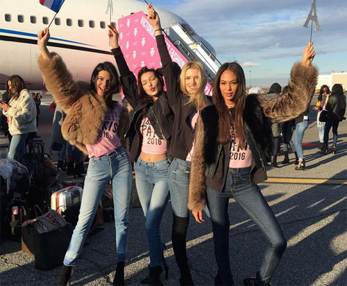 Cận cảnh dàn chân dài Victoria's Secret đổ bộ Paris ảnh 4