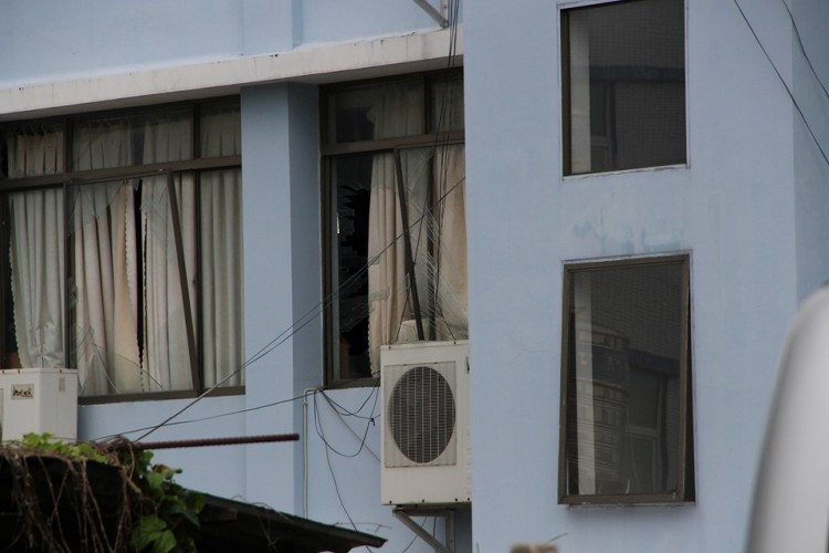 Trụ sở Cục thuế Bình Dương như 'nhà hoang' sau vụ nổ lớn ảnh 3