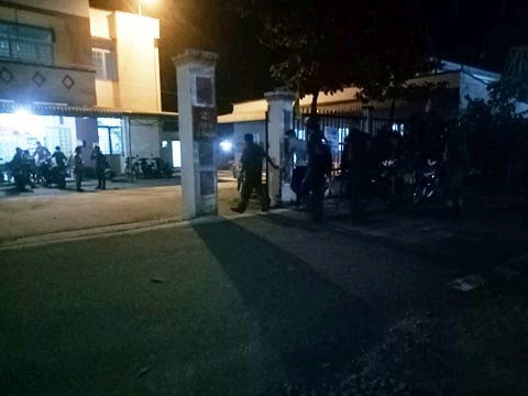 Sự thực việc 3 tù nhân nguy hiểm 'đào tẩu' khi xe thùng đang dừng chờ đèn đỏ ảnh 1