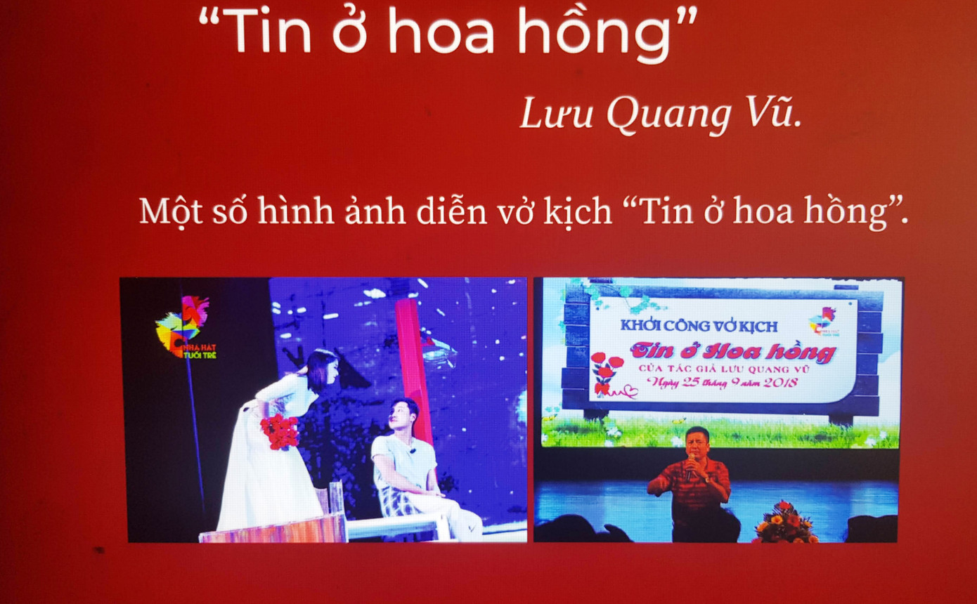 Hình ảnh vở diễn Tin ở hoa hồng của nhà viết kịch Lưu Quang Vũ.