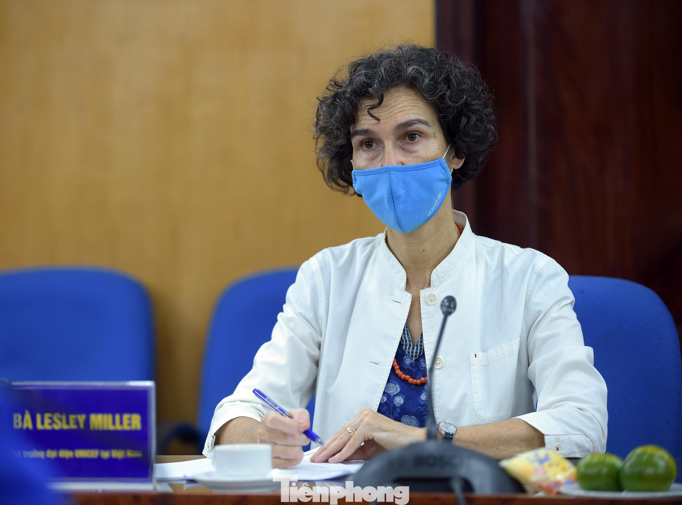 Bà Lesley Miller tại buổi làm việc. Ảnh: Xuân Tùng