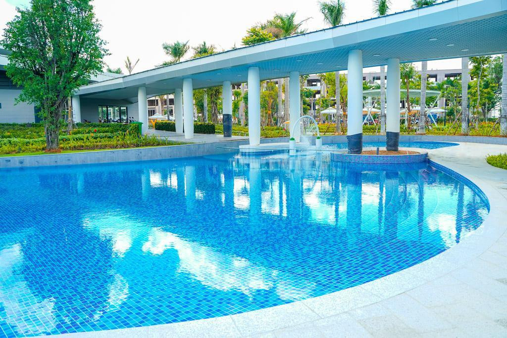 Hồ bơi tại Gem Sky Park đã hoàn thành và sẵn sàng đi vào hoạt động. Hình thực tế tháng 06/2021.