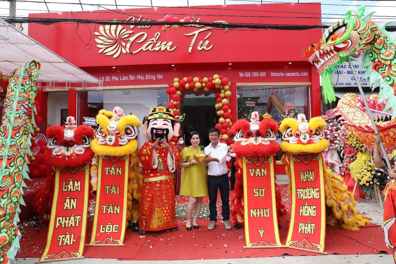 Showroom Vải Áo Dài Cẩm Tú tại Đồng Nai