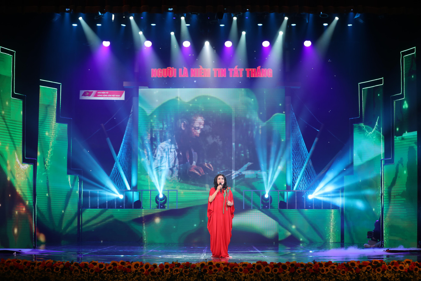 NSƯT Thanh Lam với ca khúc Bác Hồ một tình yêu bao la