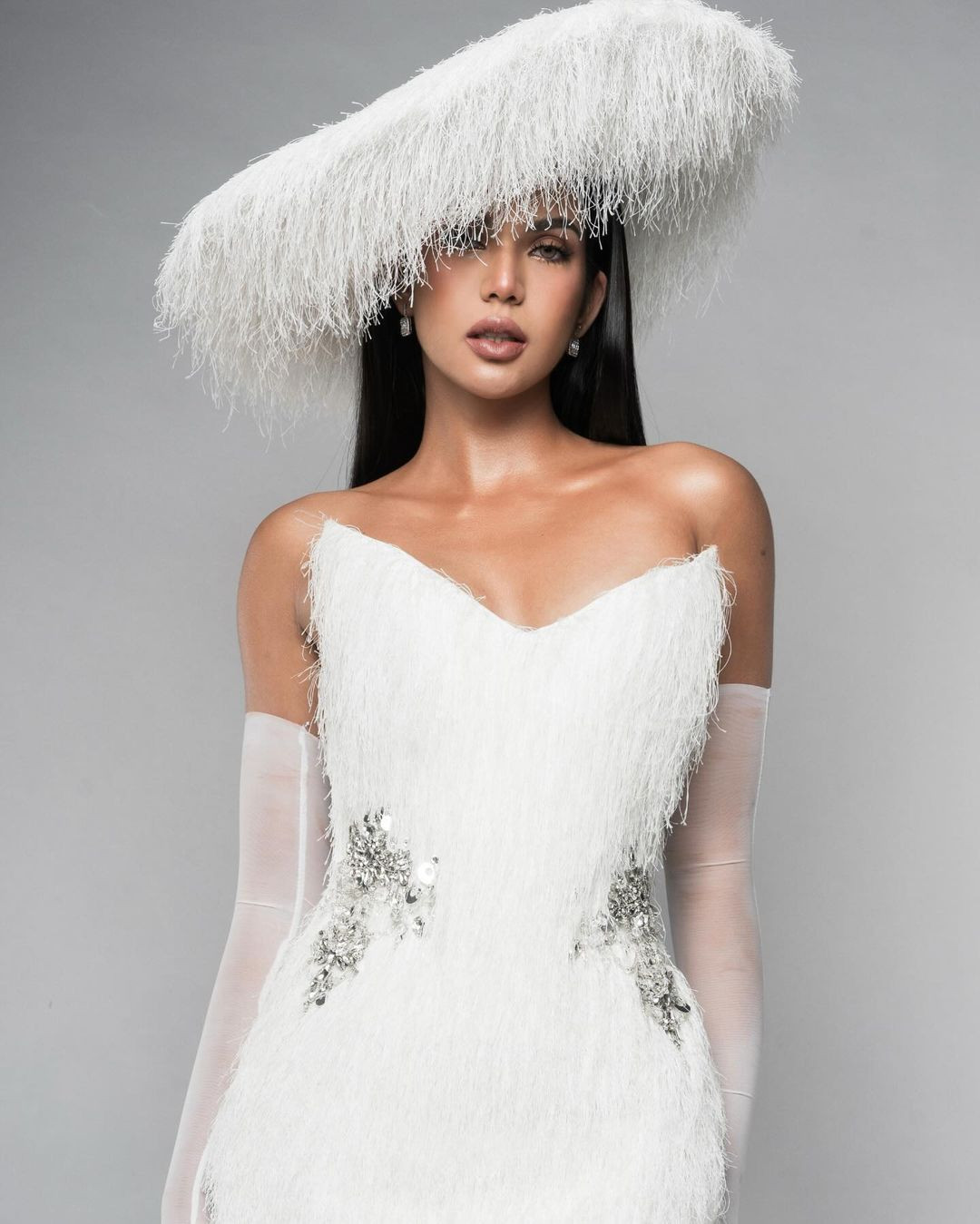 Khi Christine Juliane Opiaza ghi danh tại Hoa hậu Hòa bình Philippines 2024 đã nhận được sự cổ vũ lớn từ công chúng. Nhiều khán giả ủng hộ quyết định tiếp tục thi sắc đẹp của cô.