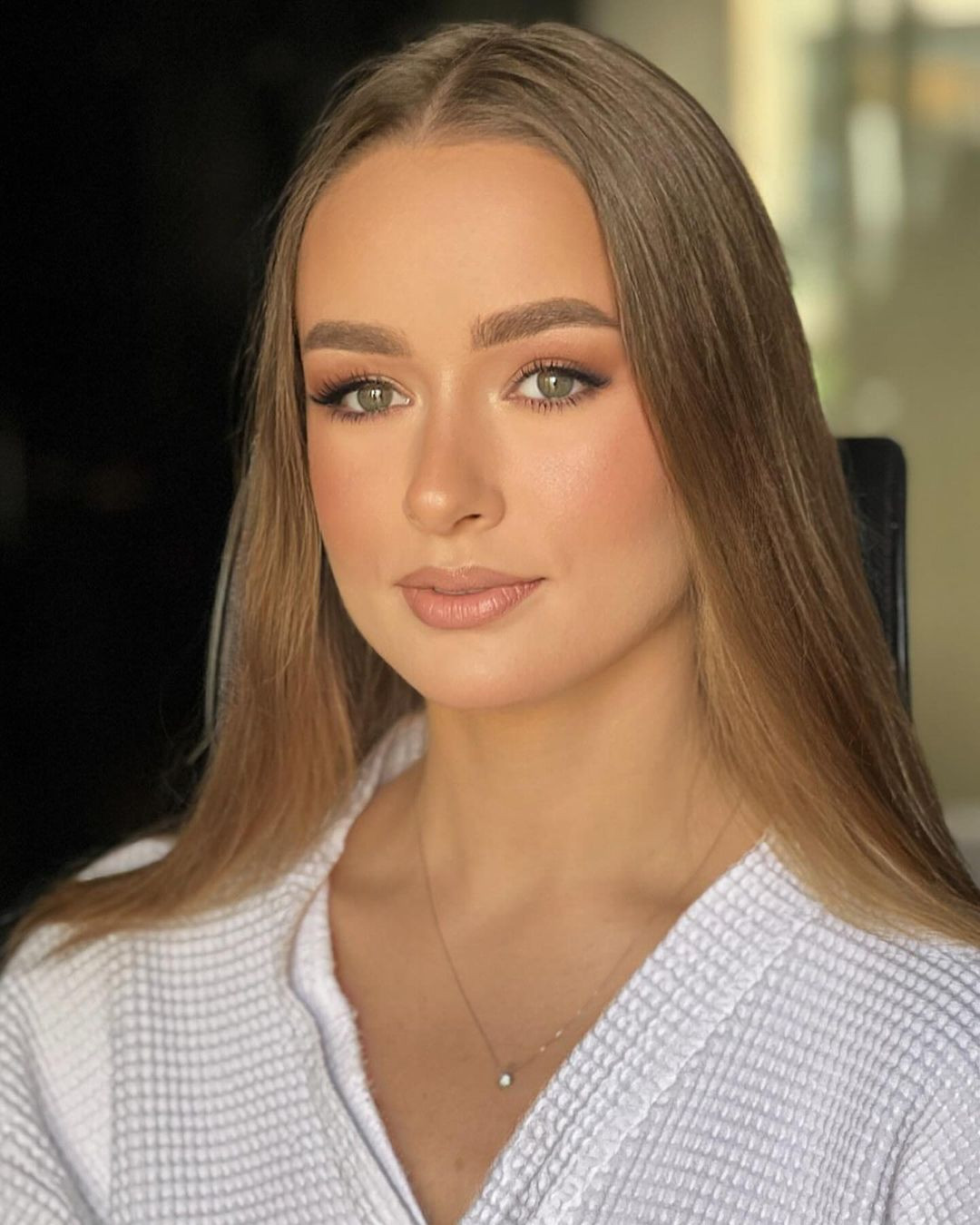 Đây là lần thứ 12 Karyna Kisialiova thi sắc đẹp. Trước đó, cô từng đại diện Belarus tham dự 11 cuộc thi hoa hậu quốc tế lớn, nhỏ. Trên các diễn đàn sắc đẹp, khán giả đặt cho Karyna Kisialiova biệt danh "người đẹp dành cả thanh xuân để thi nhan sắc".