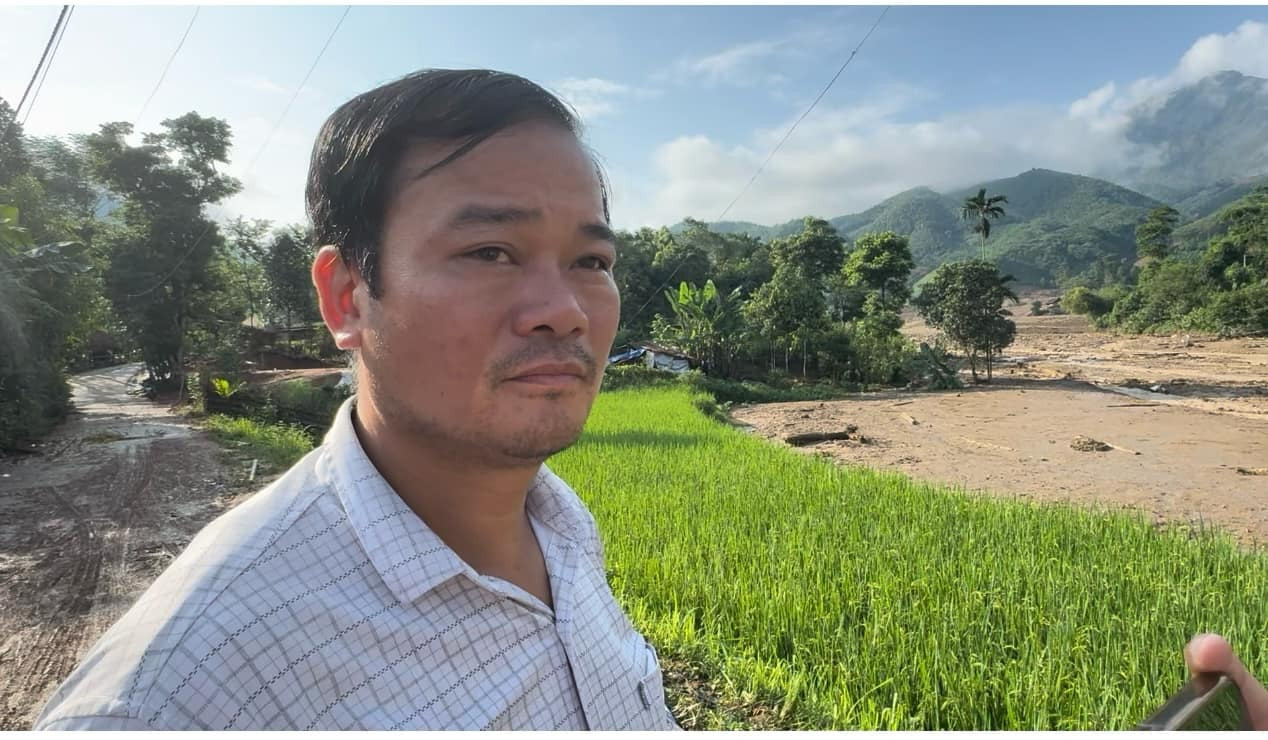 Ông Hoàng Văn Diệp, Trưởng thôn Làng Nủ (Ảnh A.X)