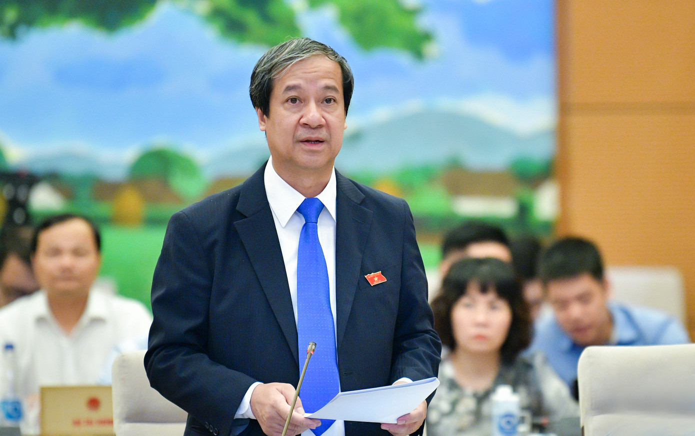 Bộ trưởng GD&ĐT Nguyễn Kim Sơn Bộ trưởng GD&ĐT Nguyễn Kim Sơn