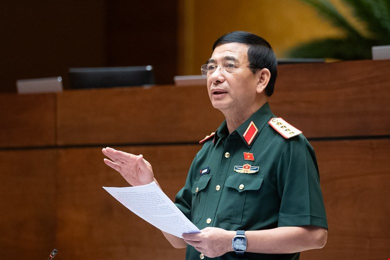 Bộ trưởng Bộ Quốc phòng Phan Văn Giang tại Kỳ họp thứ 7, tháng 6/2024. Ảnh: QH