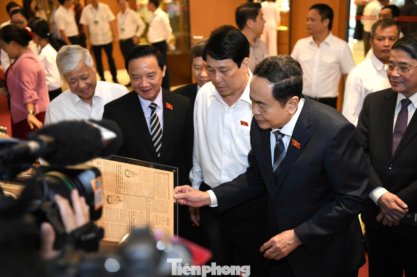 Sự kiện nằm trong chuỗi hoạt động hướng tới kỷ niệm 80 năm Ngày Tổng tuyển cử đầu tiên. (Ảnh: Như Ý) Sự kiện nằm trong chuỗi hoạt động hướng tới kỷ niệm 80 năm Ngày Tổng tuyển cử đầu tiên. (Ảnh: Như Ý)