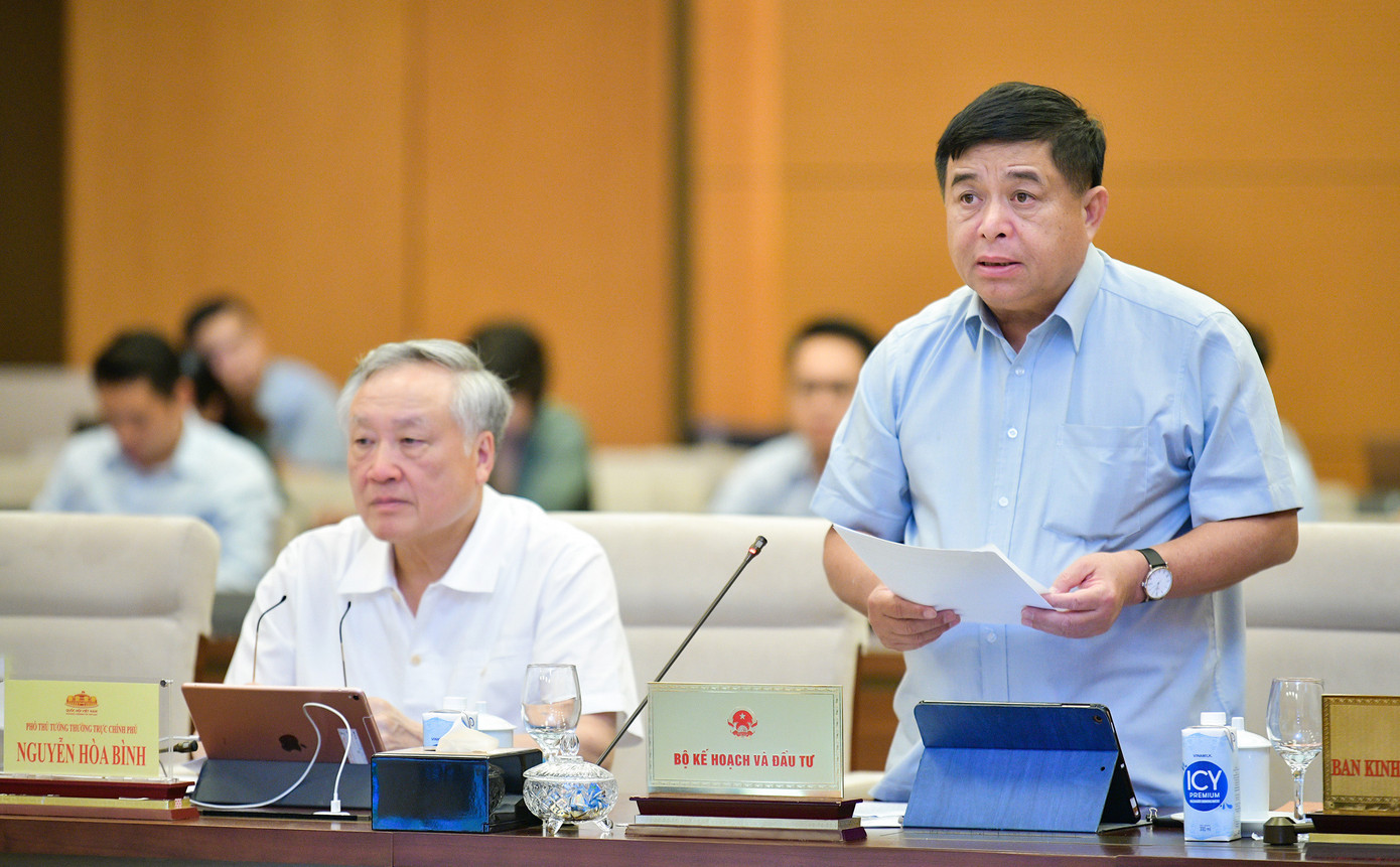 Bộ trưởng KH&ĐT Nguyễn Chí Dũng. Bộ trưởng KH&ĐT Nguyễn Chí Dũng.