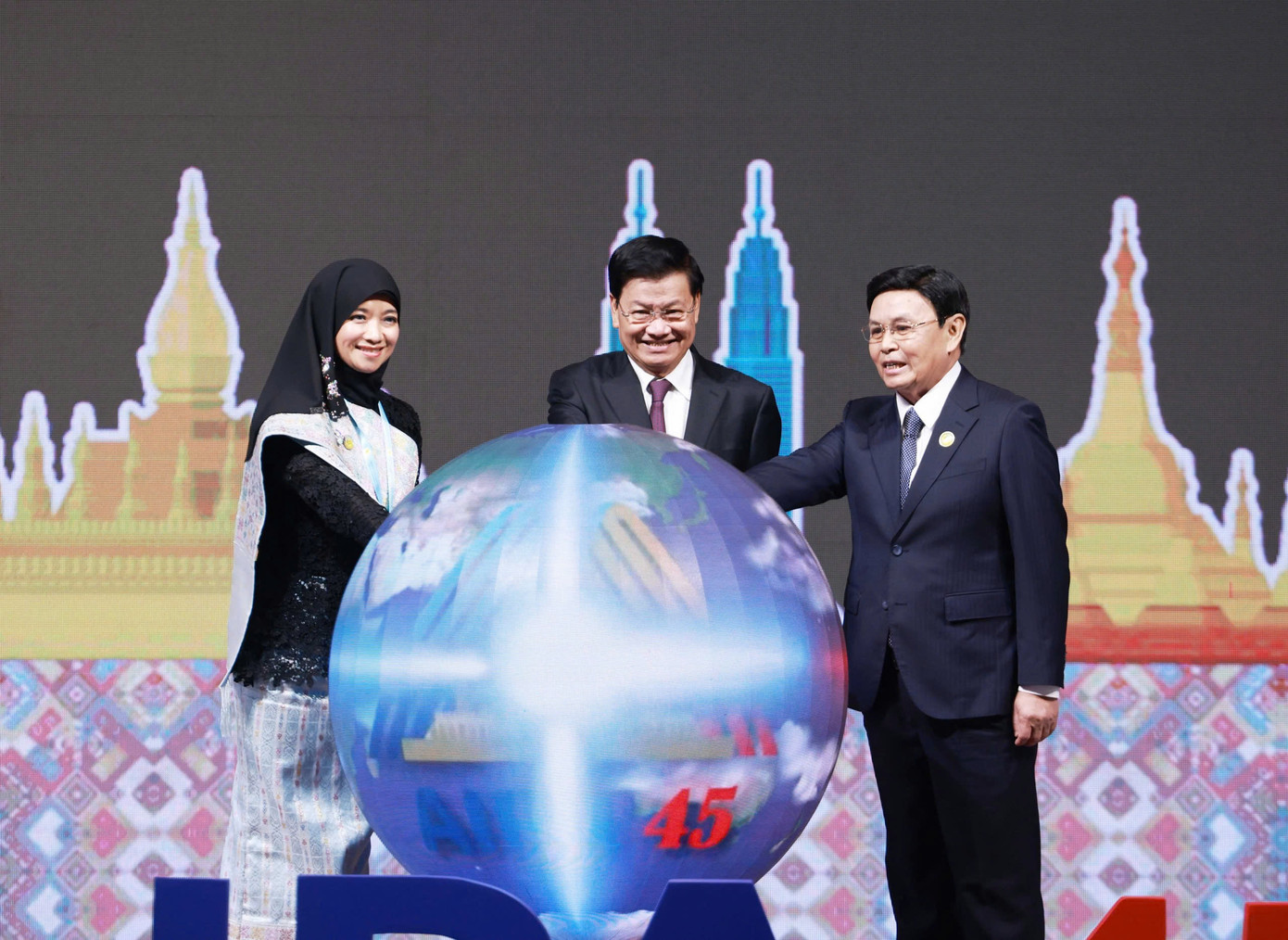 Nghi thức khai mạc Đại hội đồng Liên Nghị viện các Quốc gia Đông Nam Á lần thứ 45. Ảnh: Thống Nhất/TTXVN Nghi thức khai mạc Đại hội đồng Liên Nghị viện các Quốc gia Đông Nam Á lần thứ 45. Ảnh: Thống Nhất/TTXVN