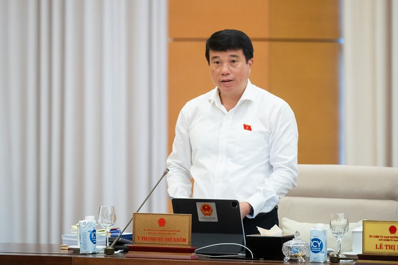 Chủ tịch Hội đồng Dân tộc Y Thanh Hà Niê Kđăm Chủ tịch Hội đồng Dân tộc Y Thanh Hà Niê Kđăm