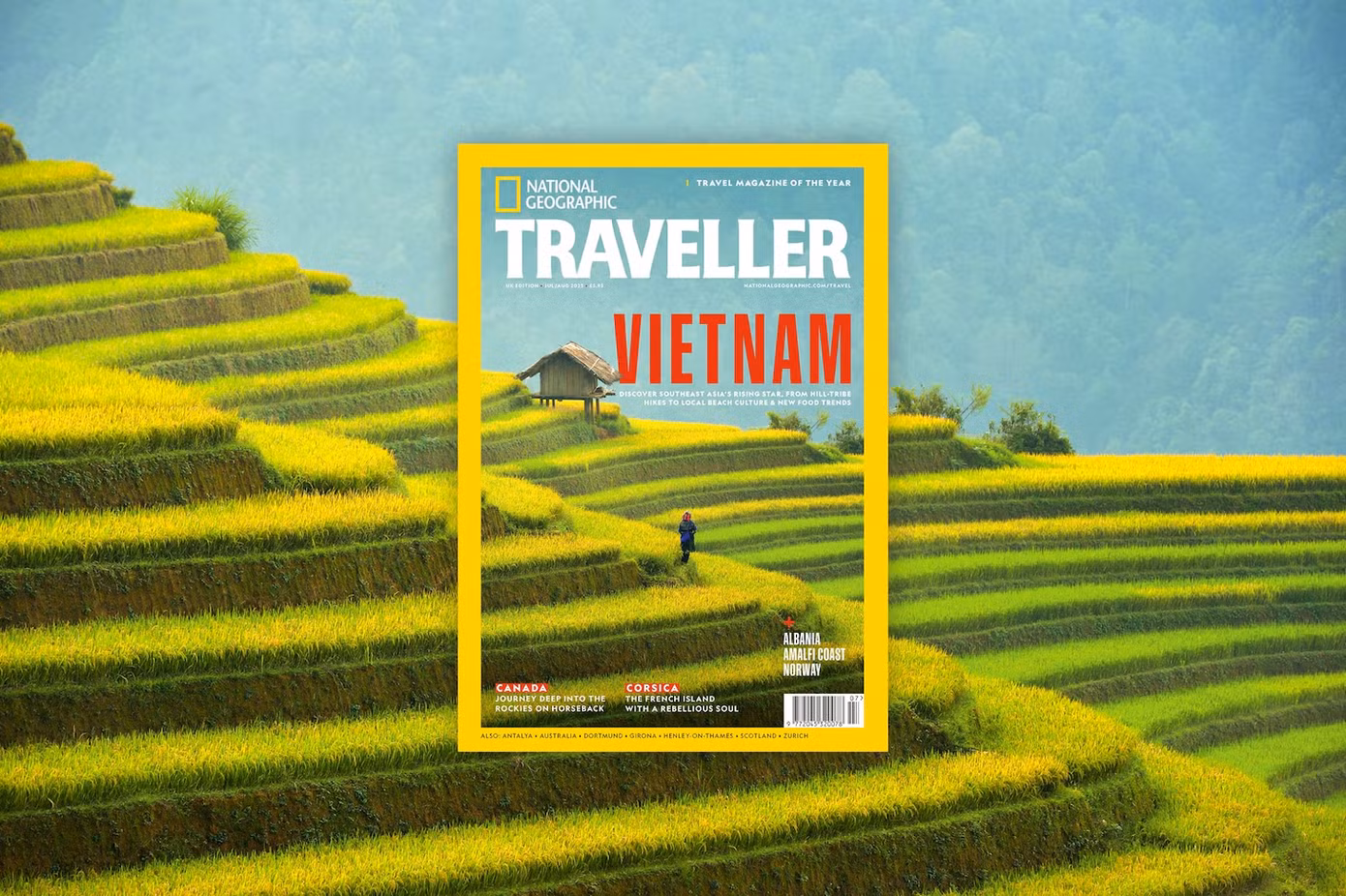 Tạp chí thế giới National Geographic Traveller (UK) đã chọn Việt Nam làm điểm nhấn nổi bật trên trang bìa với tựa đề: “Uncover the best of Vietnam” (Khám phá những điều tuyệt vời nhất của Việt Nam). Ảnh: National Geographic.