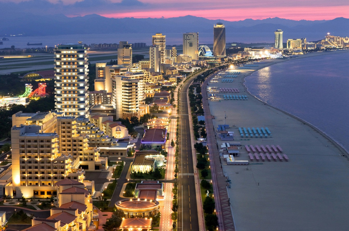Triều Tiên sẽ chính thức đón khách tới khu nghỉ dưỡng biển Wonsan Kalma vào ngày 1/7 tới. Ảnh: NK News.
