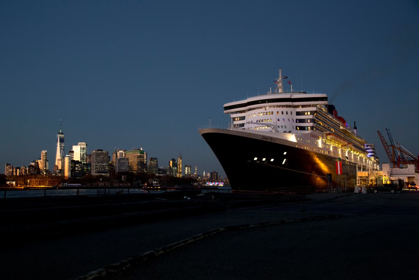 Trên du thuyền, tiềm ẩn sự bùng phát của norovirus - loại virus gây bệnh tiêu hóa cực kỳ dễ lây lan.