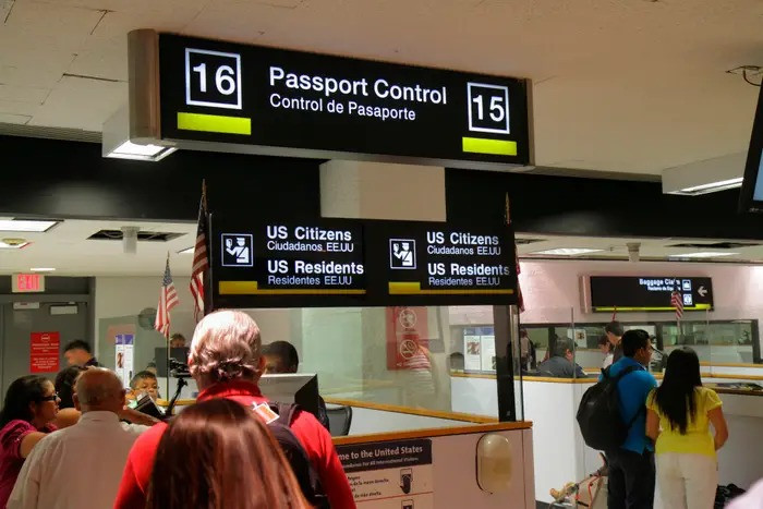 Mỹ được xem như đang treo bảng “đóng cửa”. Ảnh: USA Today. Mỹ được xem như đang treo bảng “đóng cửa”. Ảnh: USA Today.