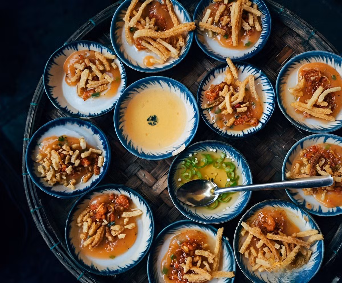 Bánh bèo là món bánh đặc trưng của miền Trung. Ảnh: VinWonders. Bánh bèo là món bánh đặc trưng của miền Trung. Ảnh: VinWonders.