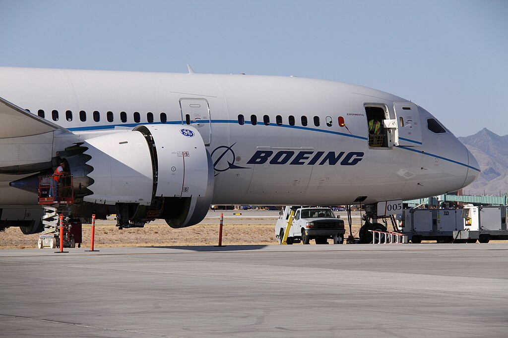 Ba Lan tịch thu lốp máy bay Boeing trong quá trình thực thi lệnh trừng phạt của EU. Nguồn ảnh: Aeroprints.com.