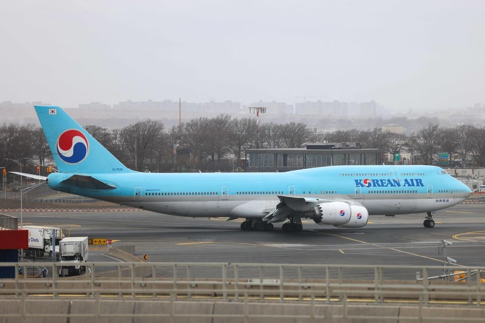 Nhiều hãng hàng không châu Á phải chuyển hướng hoặc hủy máy bay để đảm bảo an toàn. Ảnh: The Straits Times. Nhiều hãng hàng không châu Á phải chuyển hướng hoặc hủy máy bay để đảm bảo an toàn. Ảnh: The Straits Times.