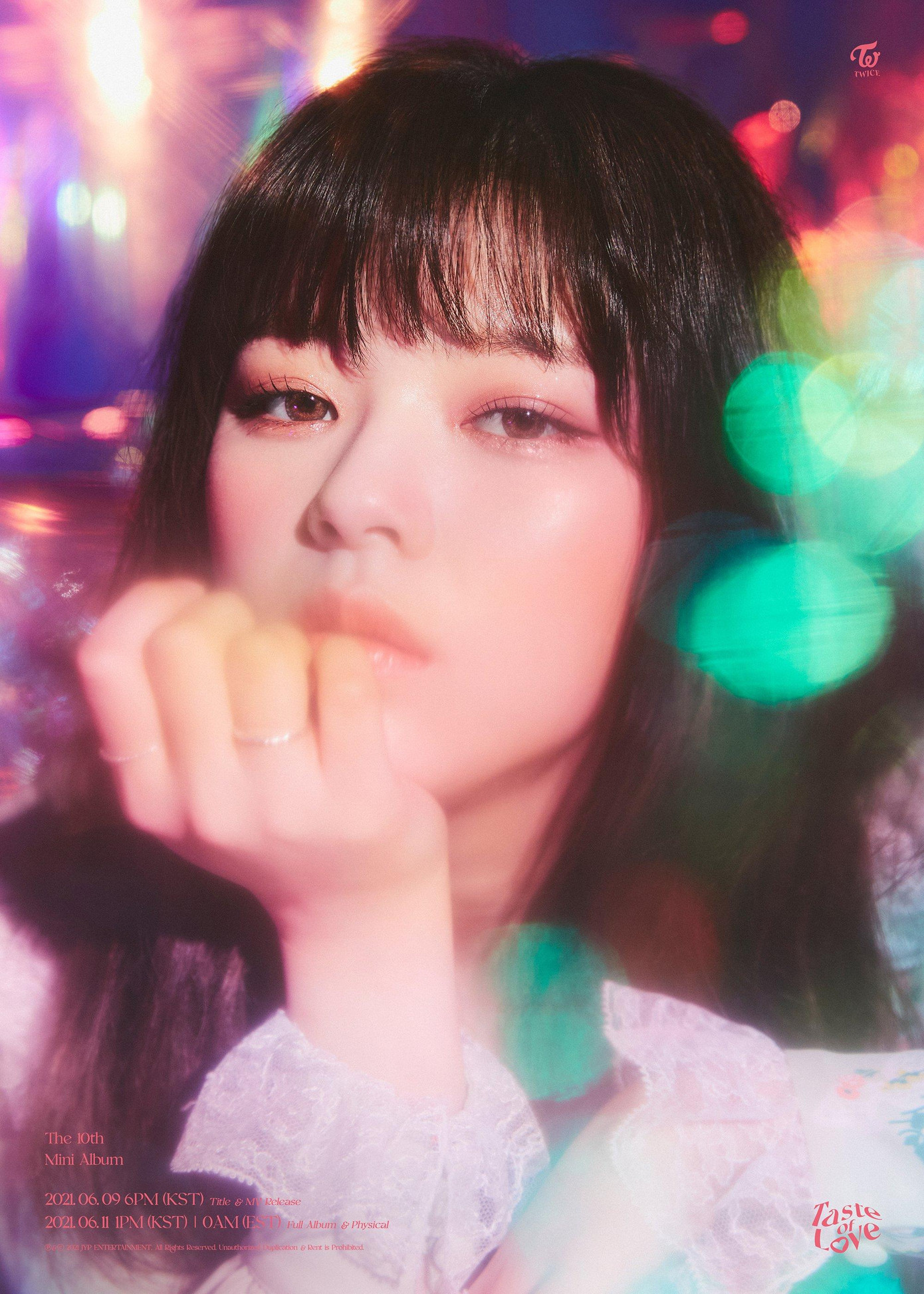 Đây là lần thứ hai Jeongyeon phải tạm ngưng hoạt động vì lý do sức khỏe.