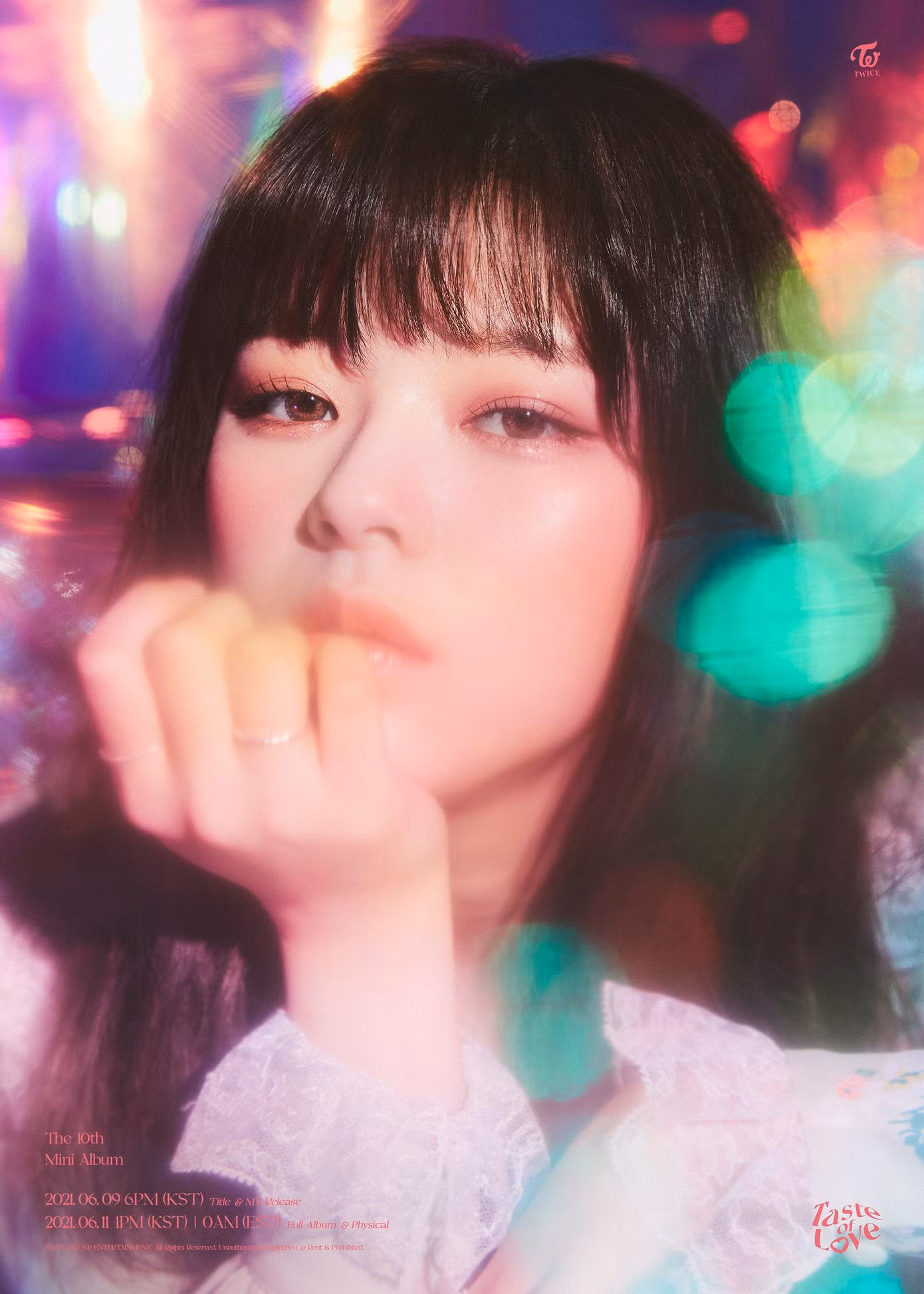 Đây là lần thứ hai Jeongyeon phải tạm ngưng hoạt động vì lý do sức khỏe.