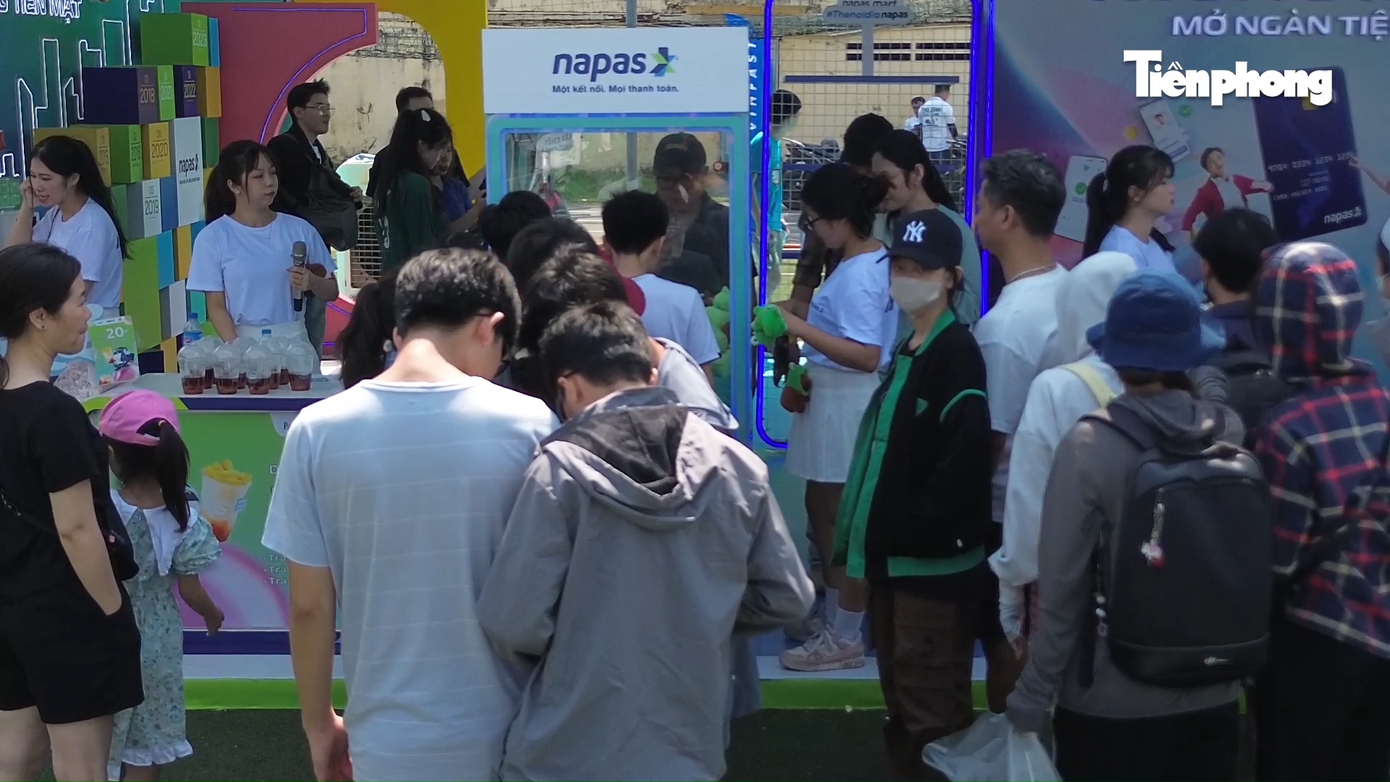 Đáng chú ý, toàn bộ số tiền từ hoạt động trải nghiệm thanh toán tại gian hàng NAPAS, sẽ được ủng hộ cho quỹ thiện nguyện của chương trình.