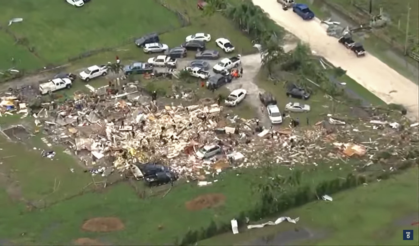 Theo CNN, ít nhất 9 người tại bang Florida đã tử vong, sau khi siêu bão Milton quét qua bang này.