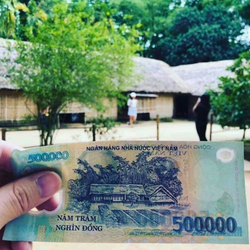 Ngôi nhà được Nhà nước xếp hạng di tích quốc gia năm 1990 và xếp hạng di tích quốc gia đặc biệt năm 2012. Ngôi nhà được Nhà nước xếp hạng di tích quốc gia năm 1990 và xếp hạng di tích quốc gia đặc biệt năm 2012.