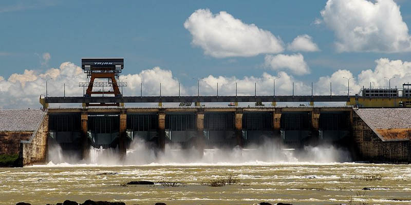 Hình ảnh trên tờ 5.000 đồng (phát hành năm 1993) là phong cảnh nhà máy thủy điện Trị An, xây dựng trên sông Đồng Nai. Theo tìm hiểu, đây là công trình thủy điện mang tầm vóc quốc tế và mang tình hữu nghị Việt Nam - Liên Xô, được khánh thành và đưa vào sử dụng năm 1991. Hình ảnh trên tờ 5.000 đồng (phát hành năm 1993) là phong cảnh nhà máy thủy điện Trị An, xây dựng trên sông Đồng Nai. Theo tìm hiểu, đây là công trình thủy điện mang tầm vóc quốc tế và mang tình hữu nghị Việt Nam - Liên Xô, được khánh thành và đưa vào sử dụng năm 1991.