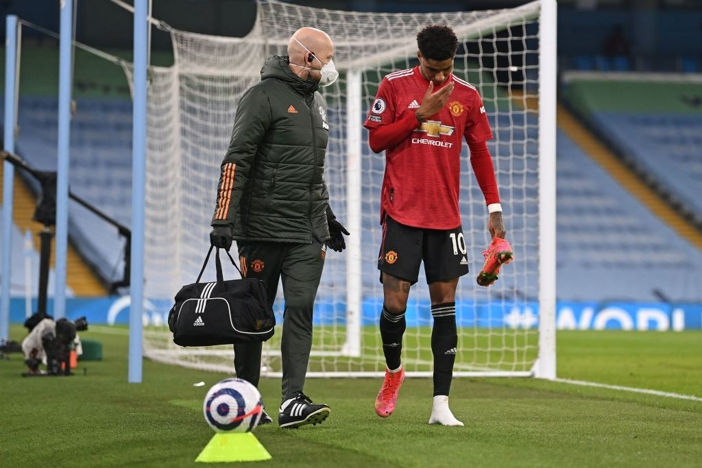 M.U đánh bại Man City ngay tại Etihad ảnh 1