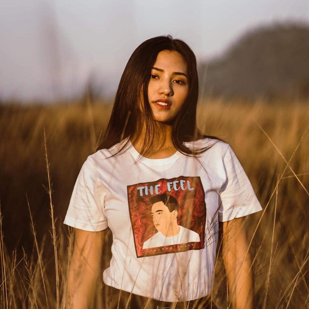 Người đẹp chia sẻ sau khi đăng quang: "Tôi sẽ cố gắng hết sức mình. Thật là một vinh dự lớn lao đối với tôi khi được đại diện cho Myanmar tại cuộc thi Miss Earth". Người đẹp chia sẻ sau khi đăng quang: "Tôi sẽ cố gắng hết sức mình. Thật là một vinh dự lớn lao đối với tôi khi được đại diện cho Myanmar tại cuộc thi Miss Earth".