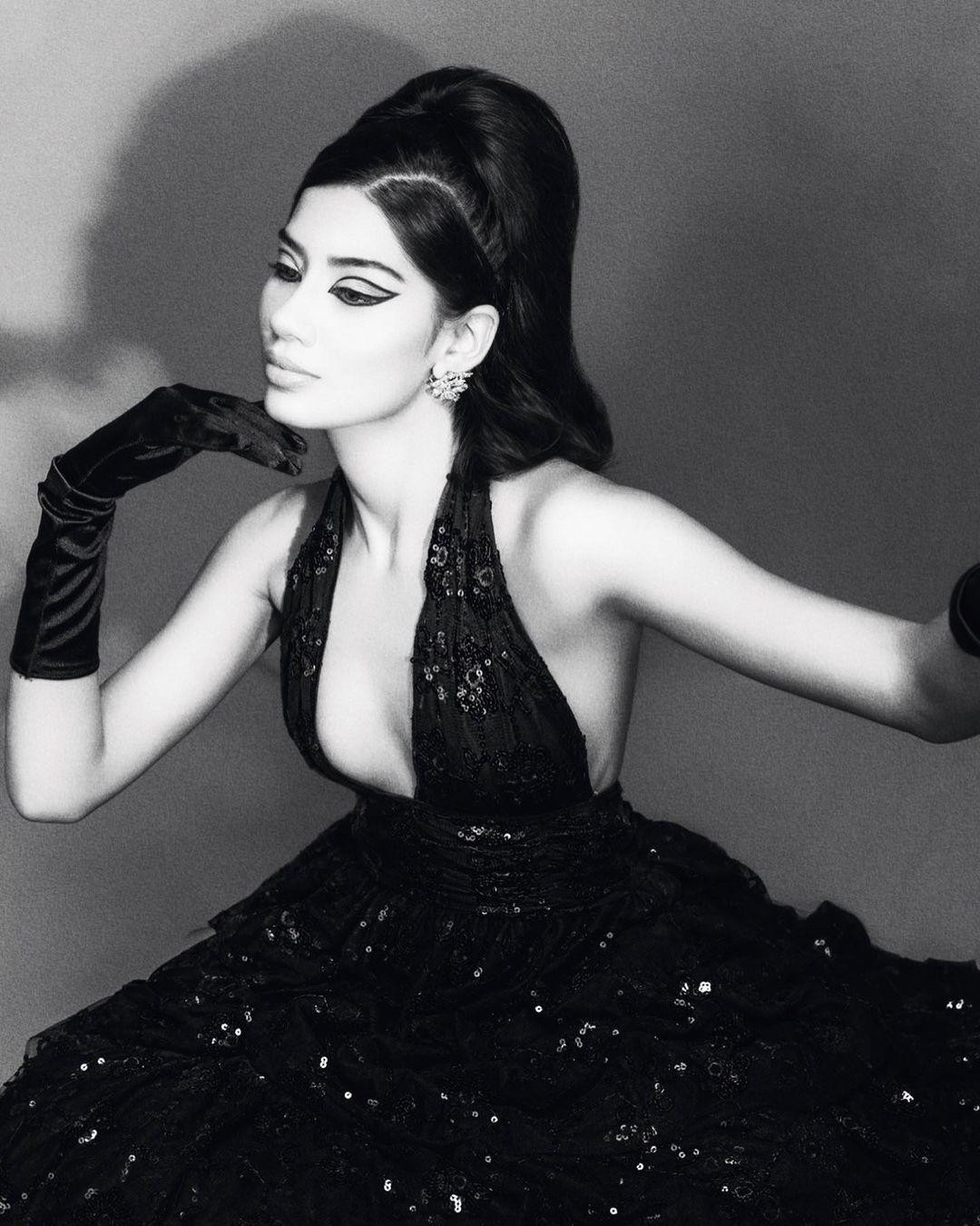 Người đẹp sau đó đại diện Ấn Độ dự thi Miss Teen International 2018 và giành ngôi vị Á hậu 1.