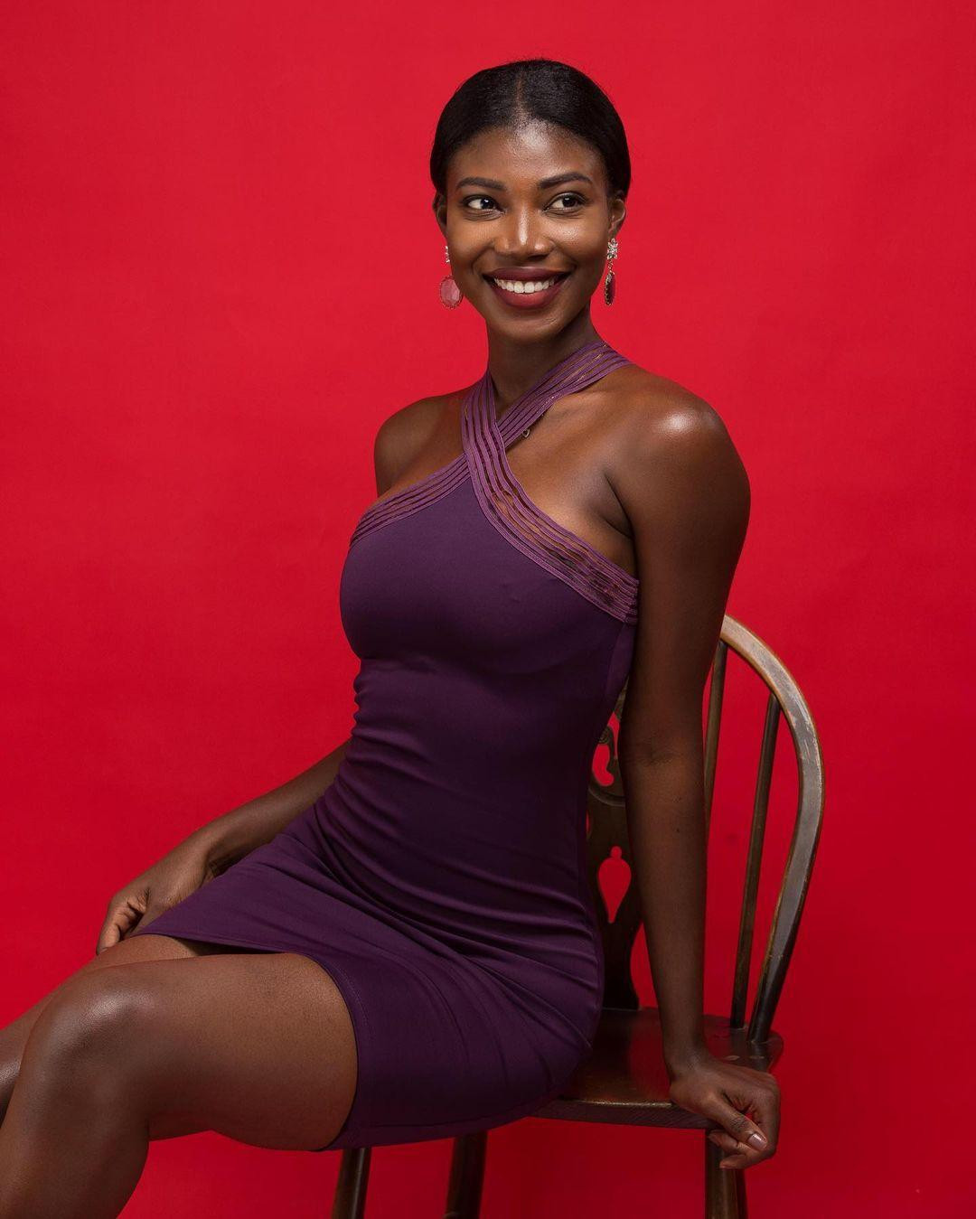 Nhan sắc của tân Hoa hậu Hoàn vũ Ghana nhận được nhiều lời khen ngợi của các fans trên các diễn đàn sắc đẹp.