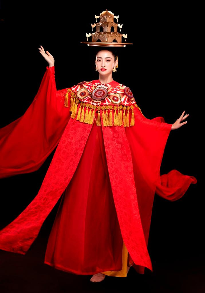 Hoa hậu Lương Thuỳ Linh và điệu múa mâm vàng tại Miss World 2019. Hoa hậu Lương Thuỳ Linh và điệu múa mâm vàng tại Miss World 2019.