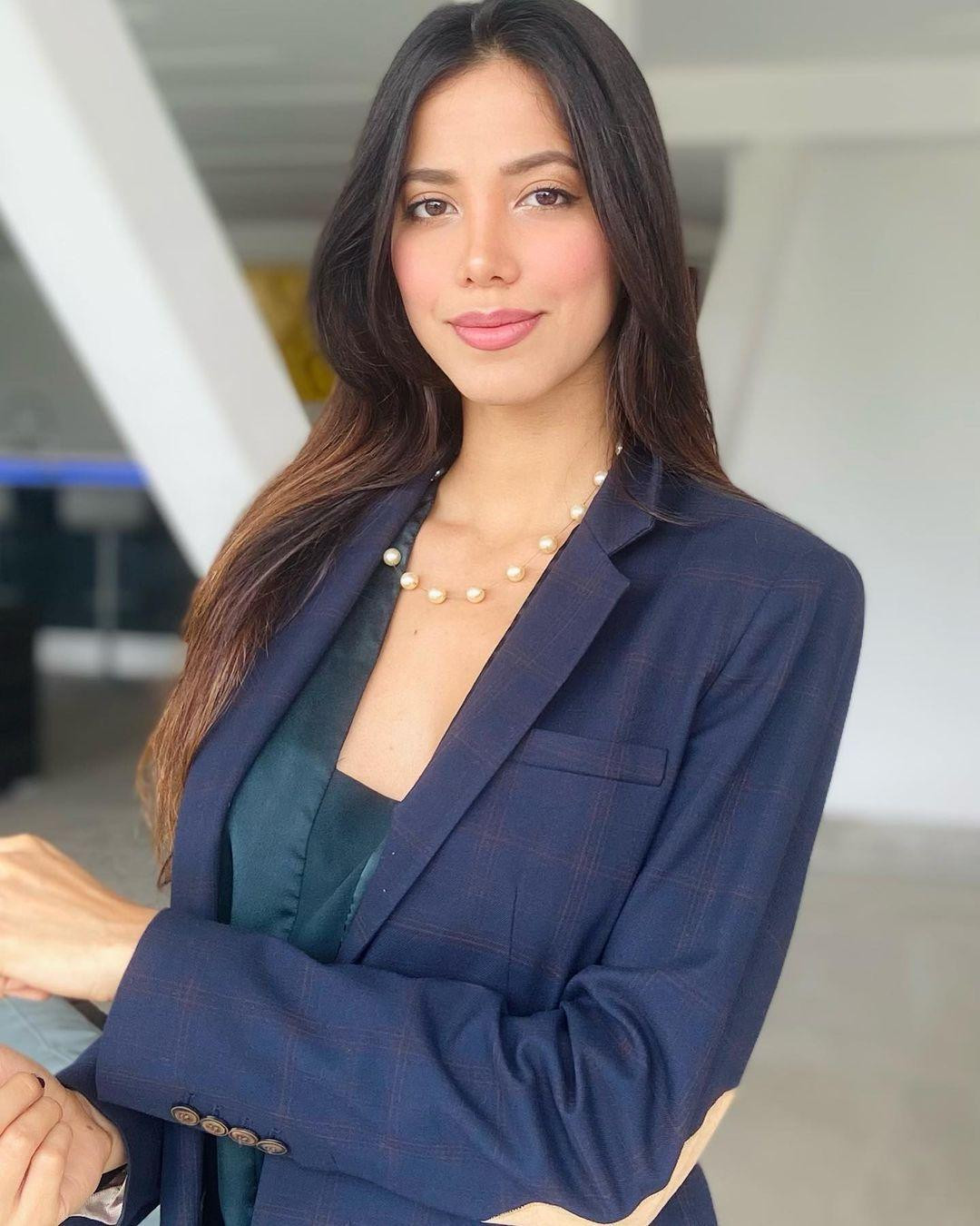 María Daniela Velasco năm nay 28 tuổi, hiện làm việc trong ngành nhân chủng học.