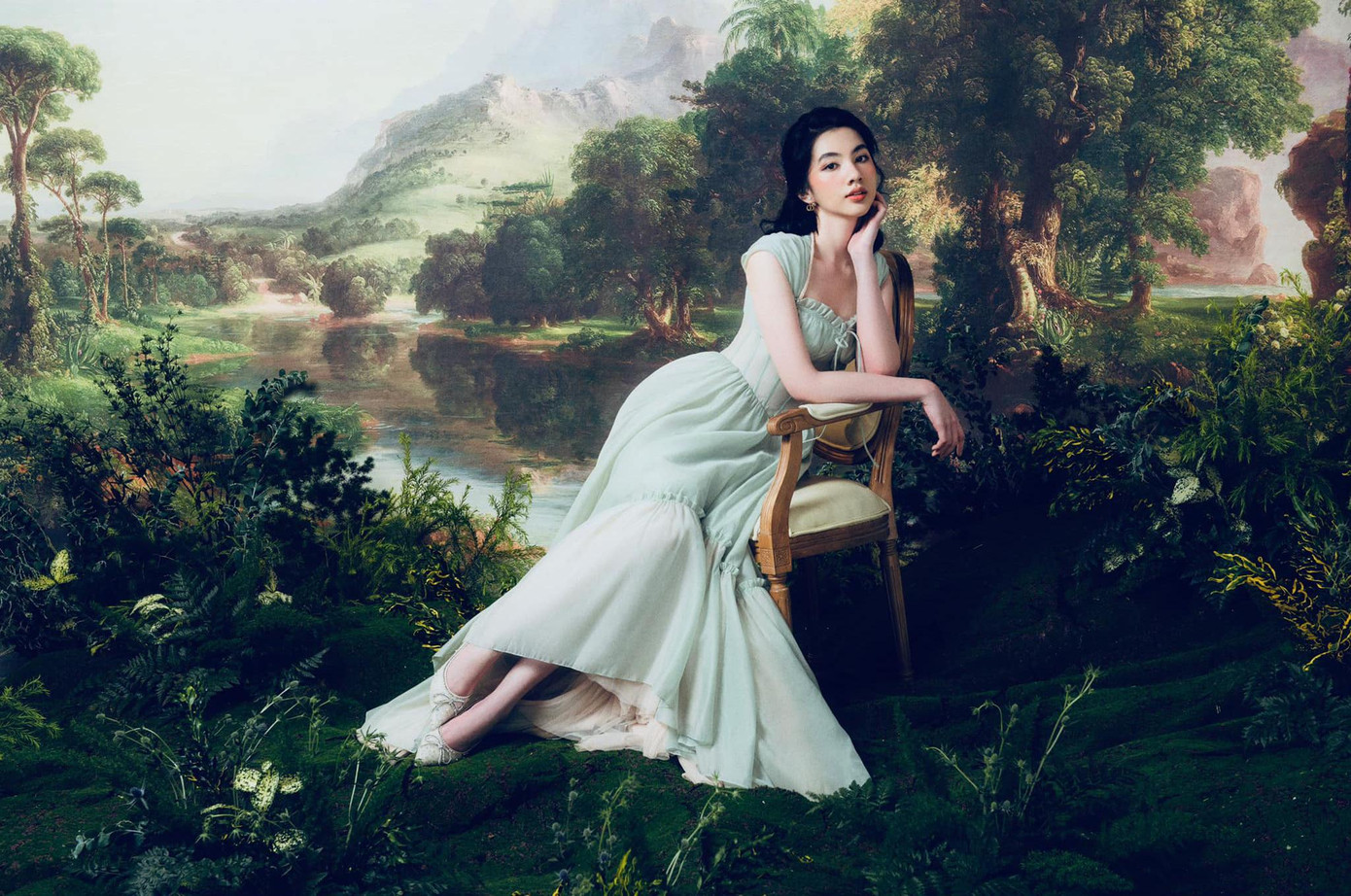 Nhan sắc xinh đẹp, yêu kiều của Cẩm Đan nhận được nhiều lời khen ngợi từ công chúng. Nhan sắc xinh đẹp, yêu kiều của Cẩm Đan nhận được nhiều lời khen ngợi từ công chúng.